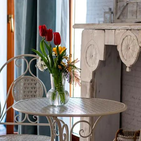 Bed & Breakfast Happy In