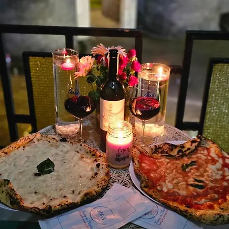 Happy In Bed & Breakfast 4*