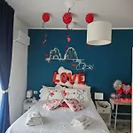 Happy In Oda ve Kahvaltı 4*