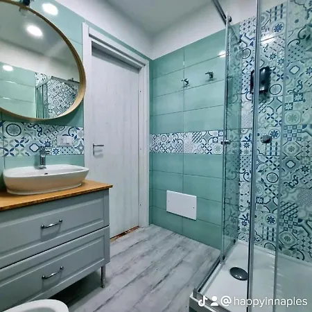 فندق مبيت وإفطار Happy In نابولي