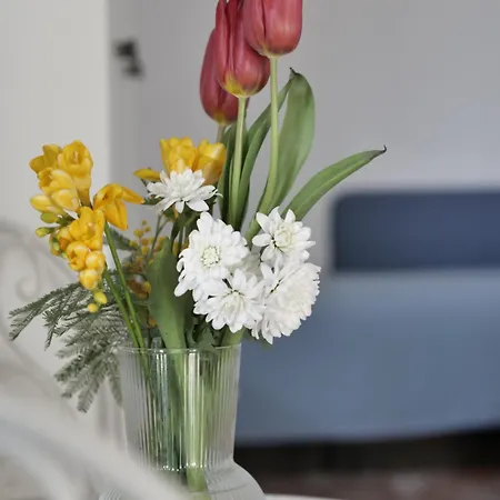 Happy In Bed & Breakfast *