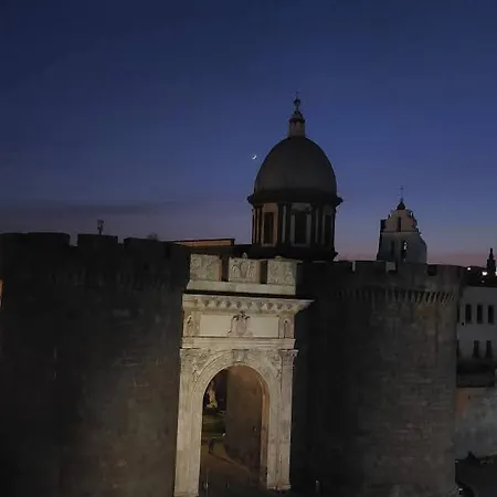 Happy In فندق مبيت وإفطار