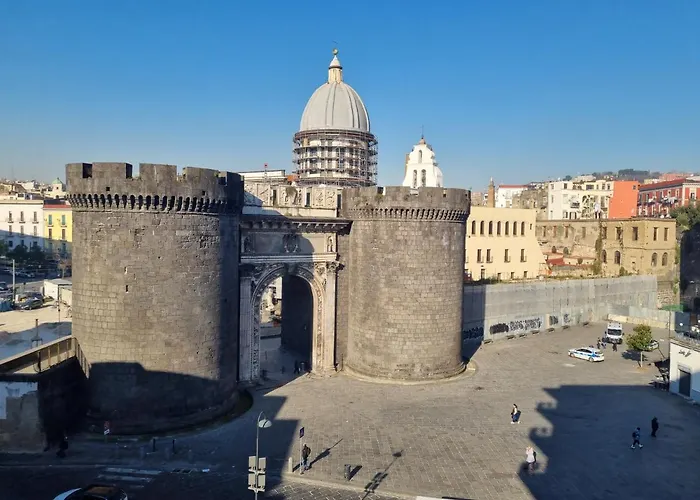 Happy In 4* Naples