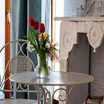 Bed & Breakfast Happy In