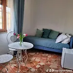 Happy In Отель типа 